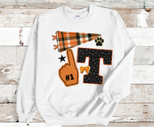 Mixed Media Patch Work Crew Sweatshirt {WHITE}